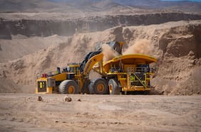 Resultados del brazo minero del grupo Luksic se impulsan gracias al alza del precio del cobre, pero acción cae