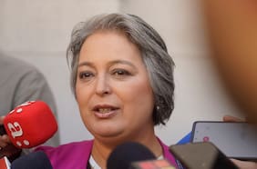 Ministra Jara pedirá reunión con el general Yáñez para analizar propuesta de mejora en condiciones laborales de Carabineros