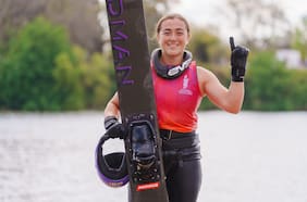 Agustina Varas suma nuevo oro para Chile: logra increíble salto en esquí náutico y supera con largueza a Colombia