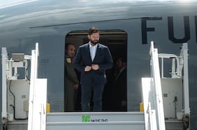 Sin encuentro con Meloni: Boric inicia gira a Italia para concretar cita con el Papa León XIV