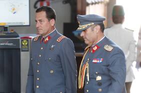 Yáñez con fecha de salida, forzado cambio del director de la PDI y general Iturriaga en la mira: la remecida interna en las policías y el Ejército en plena crisis de seguridad