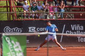 Tomás Barrios saca adelante un épico partido para meterse en cuartos de final del Challenger de Viña del Mar
