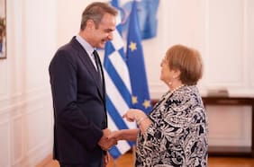 Camino a la ONU: Bachelet concreta cita con primer ministro de Grecia y suma acercamiento a otro país del Consejo de Seguridad