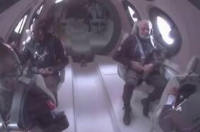 Virgin Galactic lanzó su primer vuelo con turistas espaciales al borde del cosmos