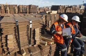El alza furibunda del cobre lo encamina a máximos de casi una década ¿No está en un superciclo?