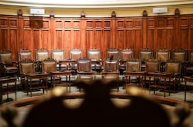 Columna de Eugenio García-Huidobro: ¿Cómo se negocia una Constitución?