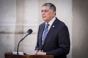Alvarado defiende actuar del gobierno ante el aluvión: “Este país reacciona en función de su institucionalidad”