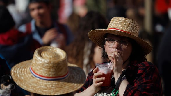 Caída del consumo de alcohol en Chile: ¿una tendencia que llegó para quedarse?