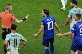 ¿Tocó el balón? Protagonista del fuera de juego de Croacia revela los detalles de la controversial jugada ante Portugal