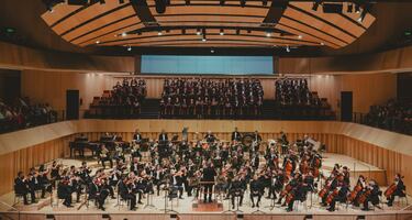 Así será Embrujo sinfónico, el concierto que traerá a un artista destacado en la banda sonora de Bridgerton