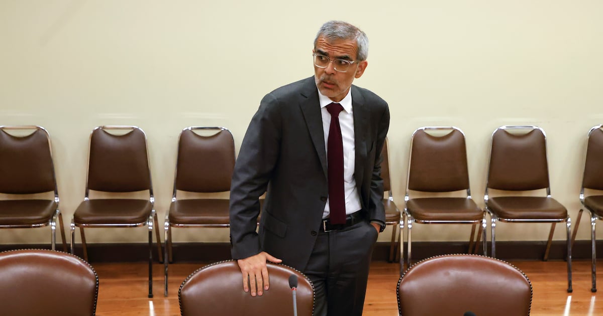 Explicaciones de Cordero por recortes en Seguridad no convencen ni al PC ni a republicanos