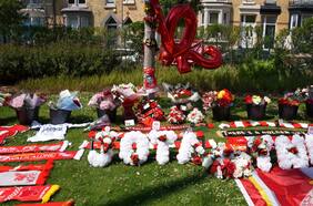 Los homenajes continúan: miles de hinchas del Liverpool llegan a Anfield para despedir a Diogo Jota
