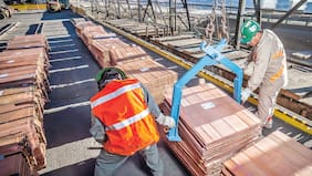 Valor de los envíos de cobre supera por primera vez los US$ 30.000 millones en un semestre y exportaciones totales marcan récords