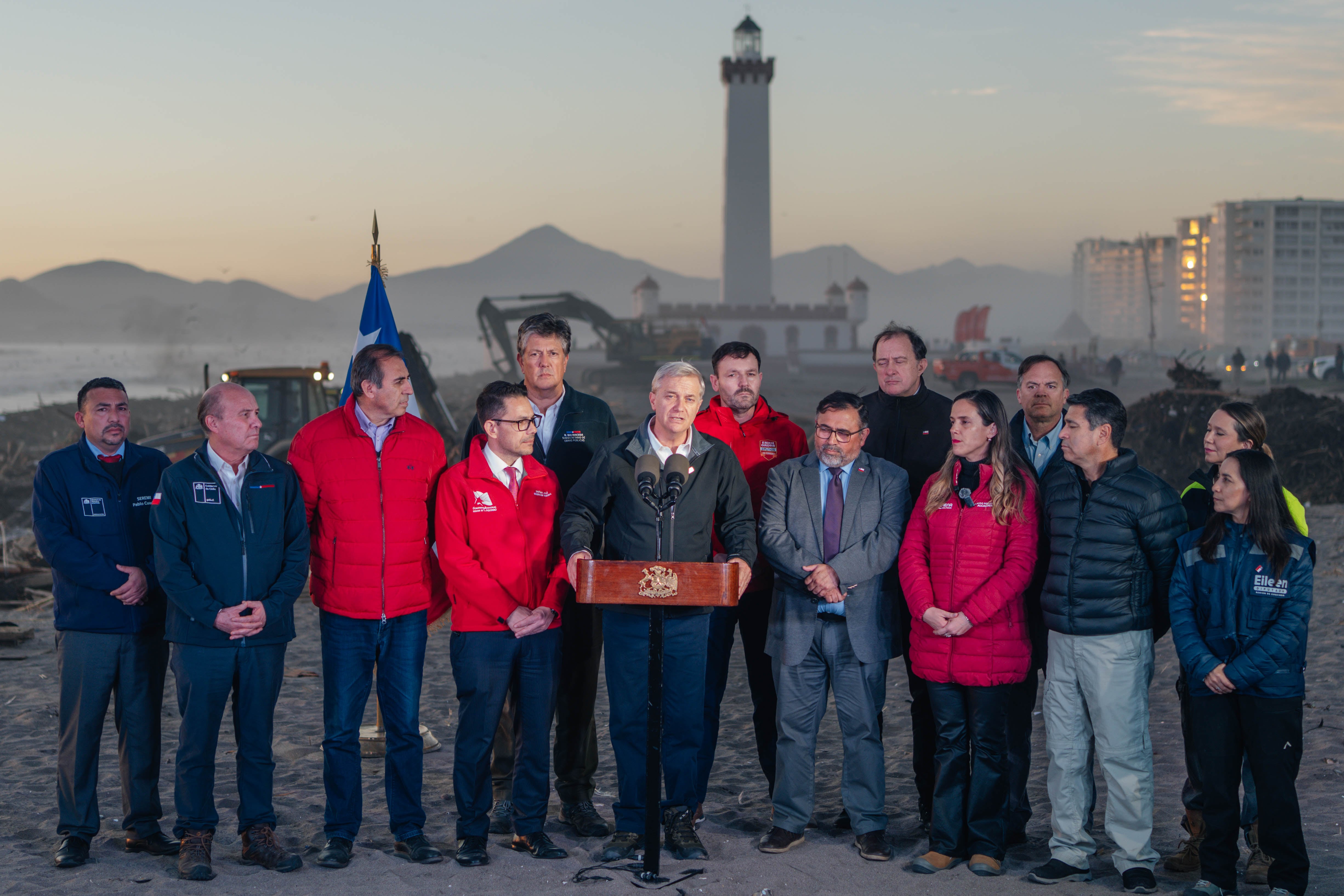 Presidente Kast fija como meta recuperar el borde costero de Coquimbo antes de Fiestas Patrias para impulsar el turismo