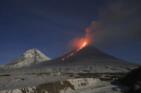 Reportan erupción del volcán Klyuchevskoy tras el sismo 8,8 en Rusia