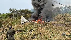 Qué se sabe del accidente de un avión militar en Colombia que dejó 66 fallecidos y decenas de heridos