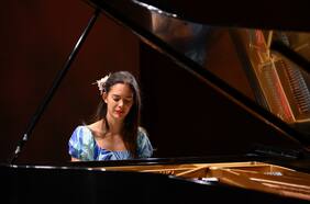 Mahani Teave: “Yo tomé un rumbo distinto, nunca quise la vida de un concertista”