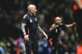 “Pedimos disculpas”: el gesto de Hulk con Jorge Sampaoli tras su destitución del Atlético Mineiro