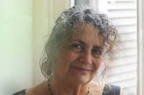 La poeta Soledad Fariña recibe el Premio Plagio a la Creatividad Artística 2023