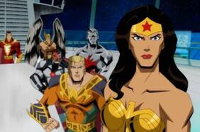 La división de la Liga de la Justicia y la tragedia de Metrópolis son parte de las nuevas imágenes de la película animada de Injustice