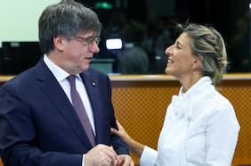 Puigdemont sale del congelador tras reunirse con líder de Sumar en medio de negociaciones para formar gobierno