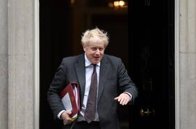 Boris Johnson prepara cambio de gabinete este miércoles