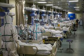 China advierte de una nueva ola de Covid-19 con 65 millones de casos por semana