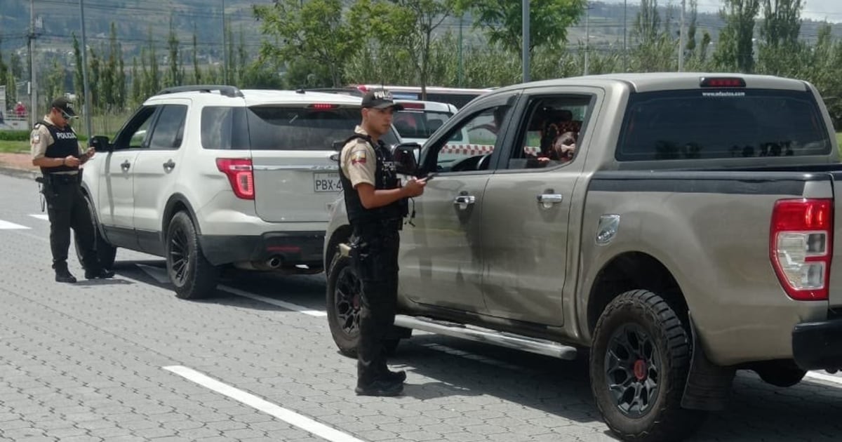 Liberan en Ecuador a un sobreviviente de los ataques de Estados Unidos contra embarcaciones en el Caribe