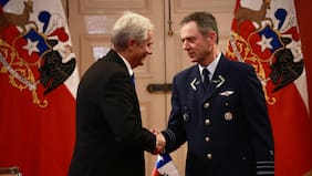 Presidente Kast designa al general Leonardo Romanini como nuevo comandante en jefe de la FACh