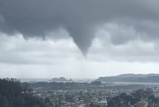 Probabilidad de trombas marinas para este miércoles: Armada emite aviso por formación de nubes convectivas en dos regiones
