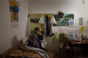 Ucranianos viven la amenaza nuclear con temple y humor negro