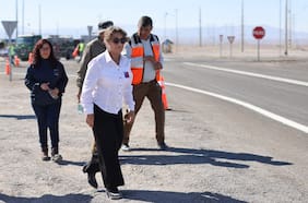 Ministra López anuncia inversión para nuevas obras de la Ruta 24 que une Tocopilla con Chuquicamata