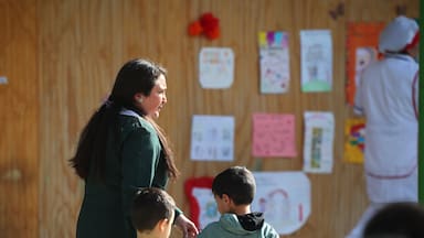 Últimos días para postular a jardines infantiles y salas cuna de Junji e Integra: cómo hacer el trámite online