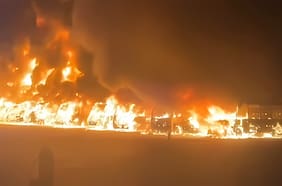Incendio en garita de buses en Villa Alemana deja 13 vehículos destruidos