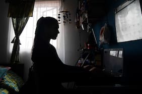 Subsecretario Fernando Arab y académico Carlos Portales reflexionan sobre el impacto del teletrabajo en las mujeres