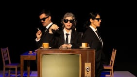 “La dimensión desconocida”: la novela de Nona Fernández llega al teatro en el GAM