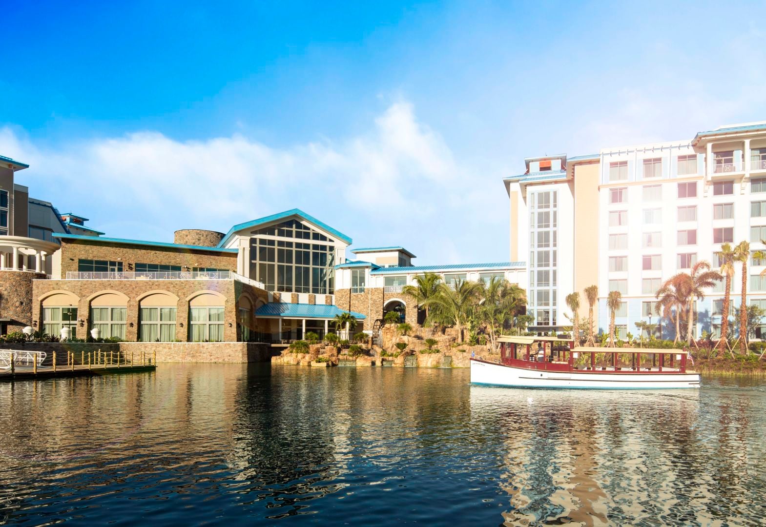 Inspiración en el Caribe y transporte a los parques temáticos: así es Loews Sapphire Falls Resort en Universal Orlando Resort