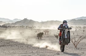 Se encienden los motores en Arabia Saudita: Tomás de Gavardo abre pista en el Dakar 2025