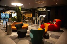 Nodo, el primer hotel con excursiones en bicicleta por Santiago