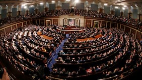 Con 220 votos a favor: Cámara de Representantes de EE.UU. insta a Trump a retirar las tropas de la guerra de Irán