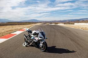 BMW S 1000 RR 2023: la superbike alemana estrena sus nuevas credenciales en Chile
