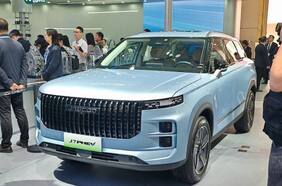 Jaecoo estrena los híbridos enchufables J7 y J8 que pronto llegarán a Chile