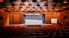 Tras 50 años, el teatro Aula Magna del Liceo Manuel de Salas reabre sus puertas como cine