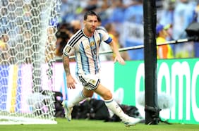 El gol con el que Lionel Messi abre la cuenta ante Cabo Verde, llega a su gol 20 y estira sus récords en la Copa del Mundo