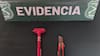 Con un martillo y un corta cartón: pareja de adolescentes son detenidos tras robar 57 pares de anteojos en un mall