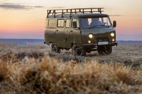 UAZ Bukhanka: La máquina del tiempo que te lleva a lugares inaccesibles