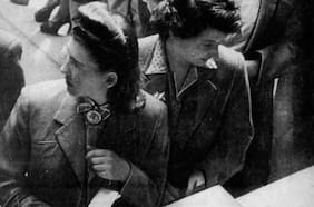 El libro que rescata la difícil historia del voto femenino en Chile