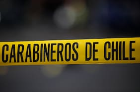 Dos adultos y un menor de edad mueren en accidente de tránsito con un camión en Dalcahue