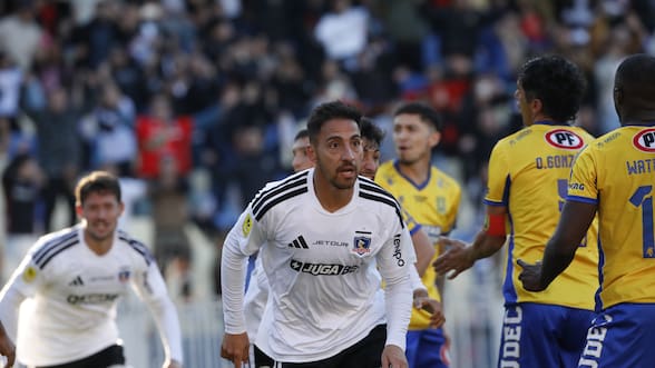 Javier Correa fue el salvador: Colo Colo gana en la agonía y vuelve a ser líder de la Liga de Primera