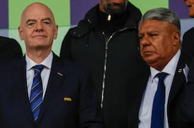 El socio de Gianni Infantino, en la mira: FBI toma testimonios por operaciones de Chiqui Tapia en Estados Unidos